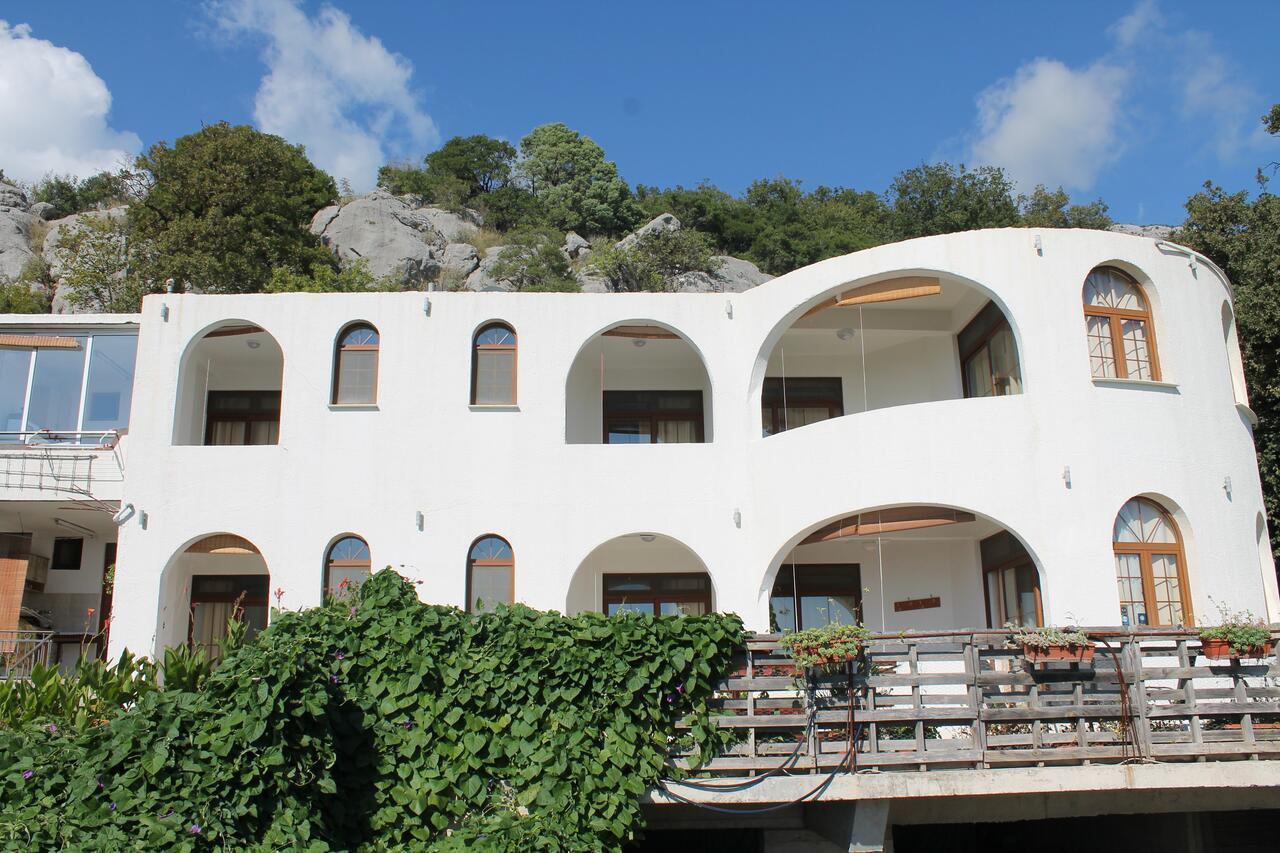 Pataki Studios Petrovac Exterior photo